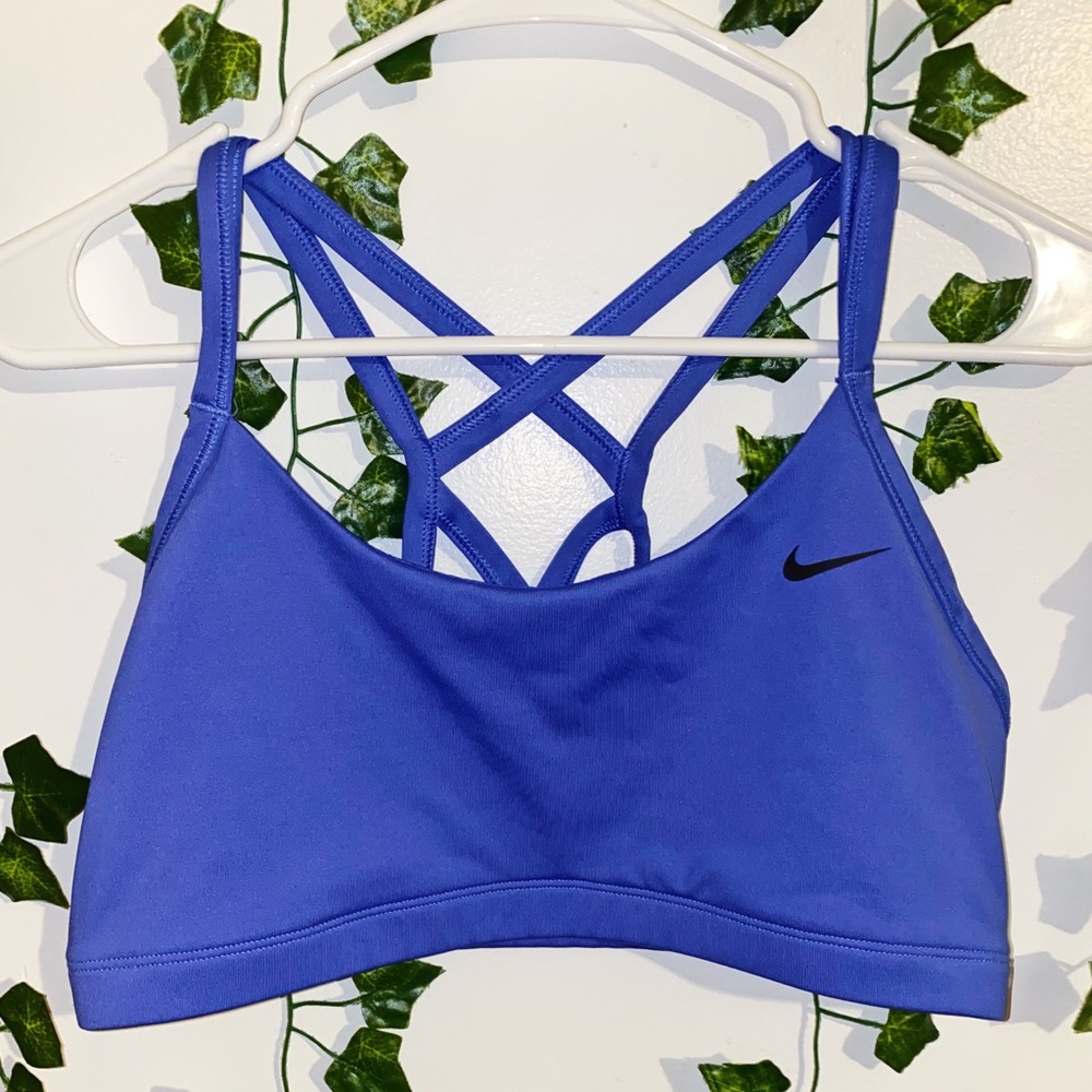 nike sports bra
